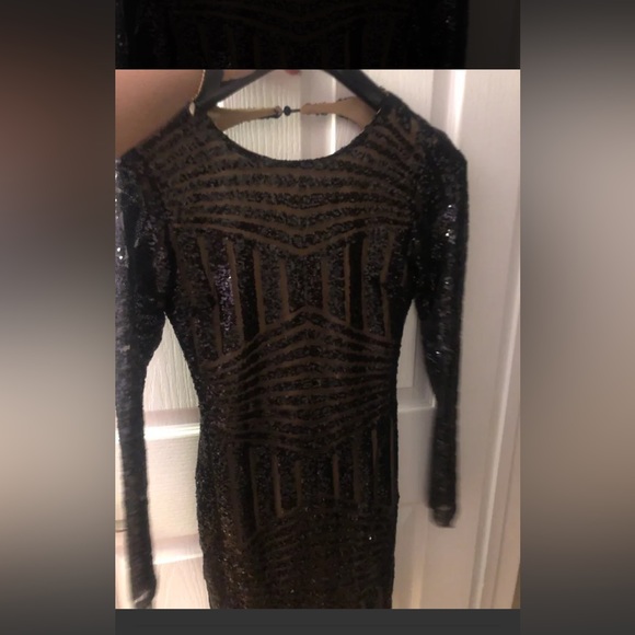 Boohoo backless dress - Picture 4 of 4